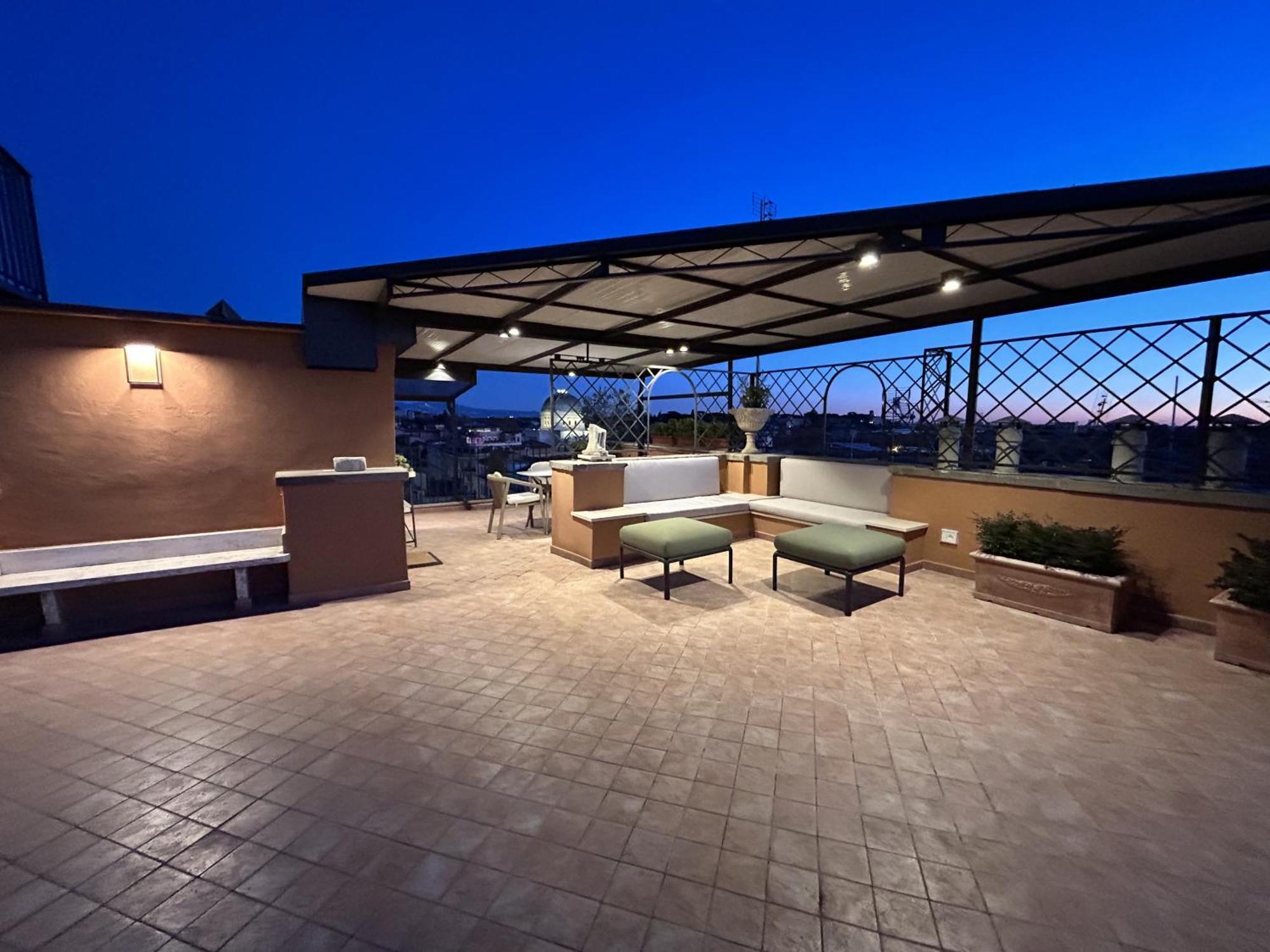 Arenula16 Attico Con Terrazza Panoramica Rom